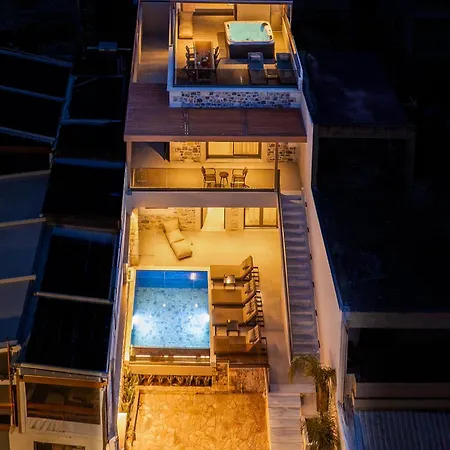 Nicole - Private Pool & Rooftop Jacuzzi Villa Hersonissos (Crete)