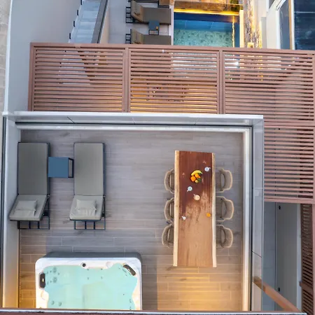 Nicole - Private Pool & Rooftop Jacuzzi Villa Hersonissos (Crete)